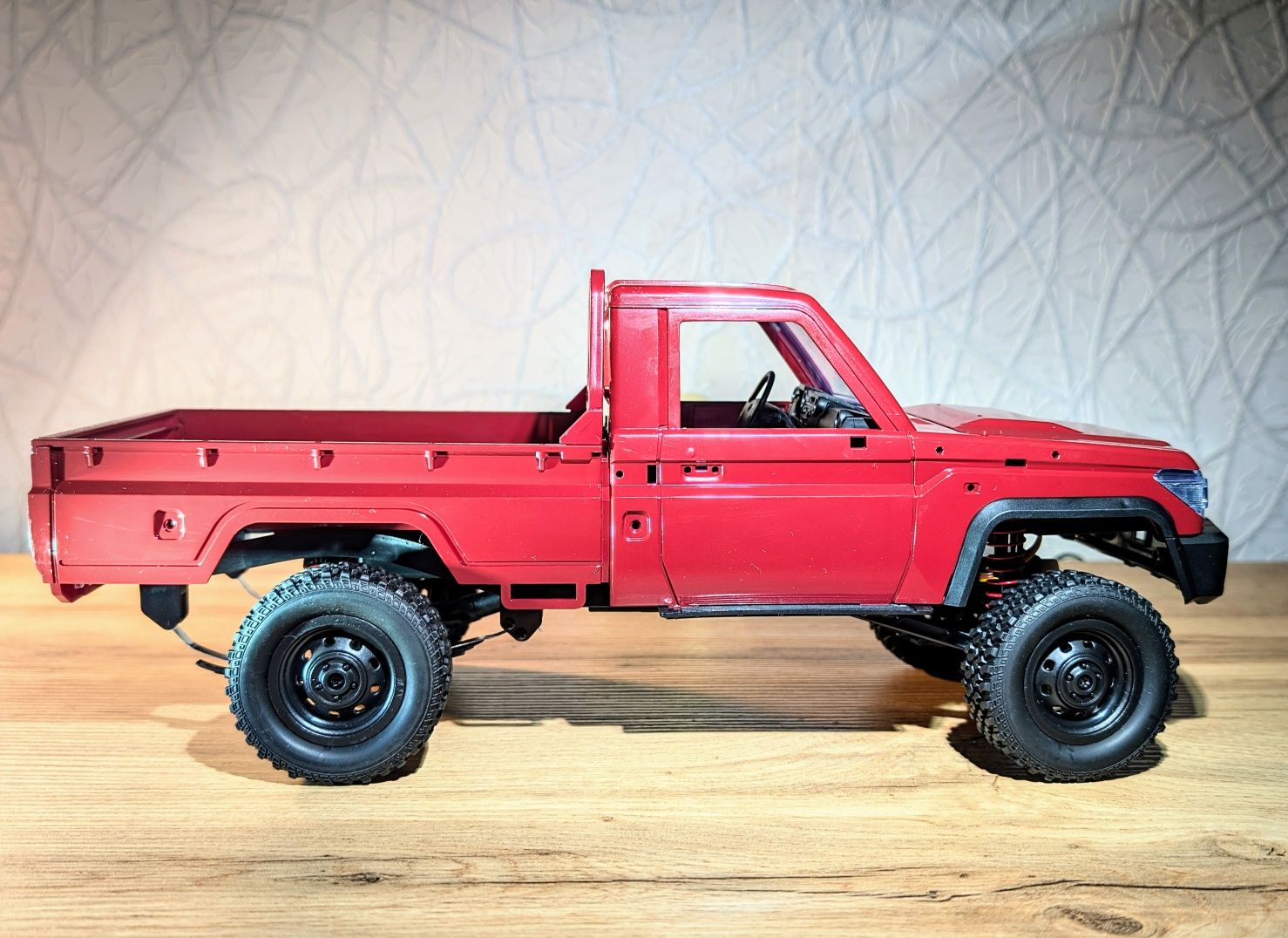Машинка на радіокеруванні MN82 / MN82 Pro / Toyota Land Cruiser LC79