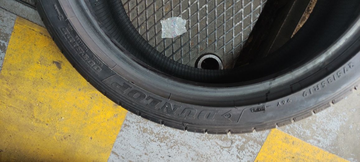 Pneus 275/35/19 Dunlop runflat