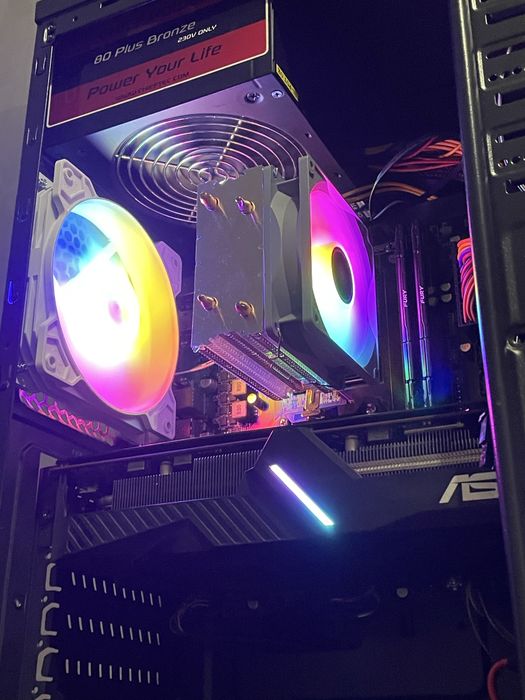 RX 5700 XT | Ryzen 5 3600 | 16GB DDR4 | 240GB SSD | 700W Ігровий ПК