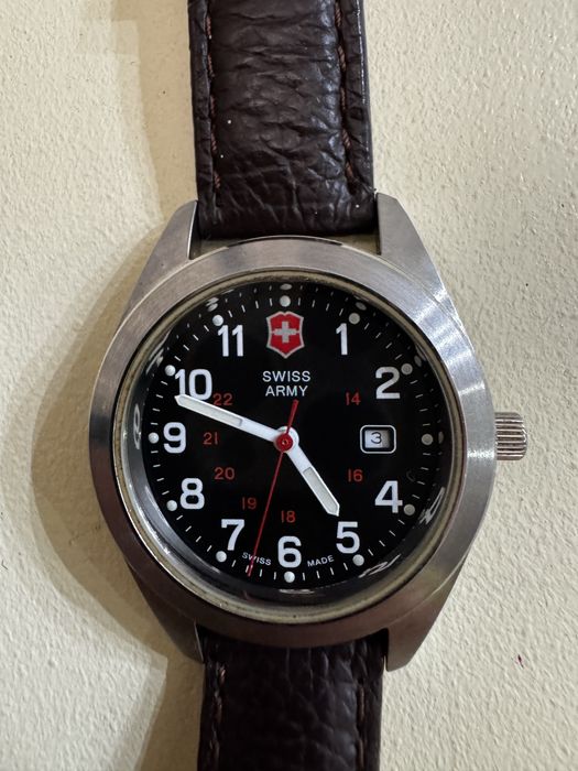 Годинник Victorinox