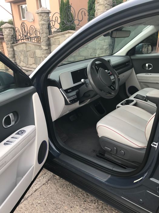 Автомобіль Hyundai Ioniq 5