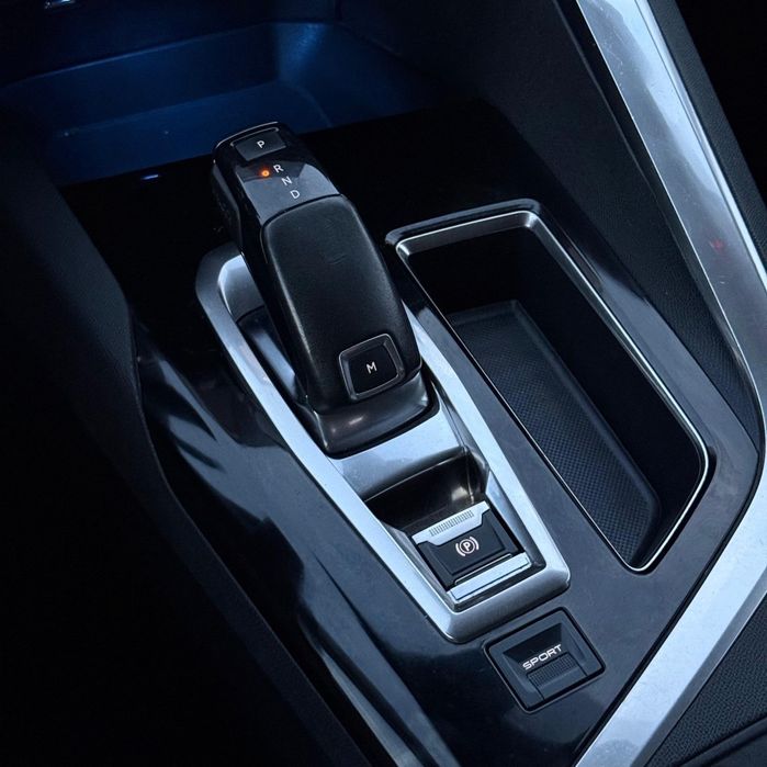 Peugeot 3008 1.6 BlueHDi Allure EAT6