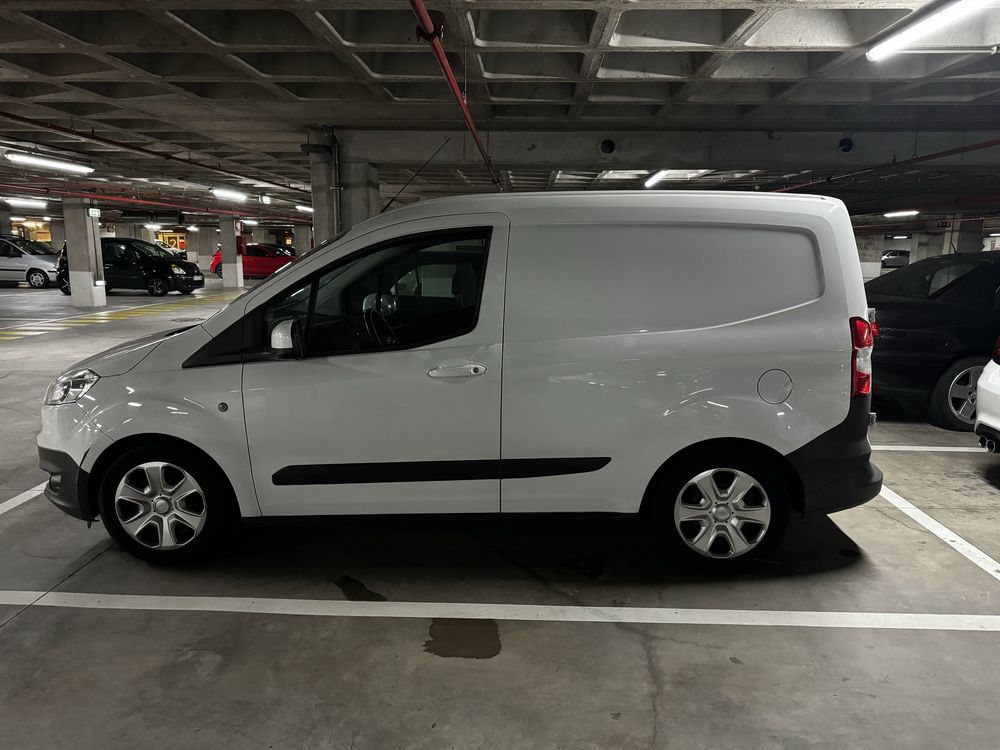 Ford Transit Courier 2016