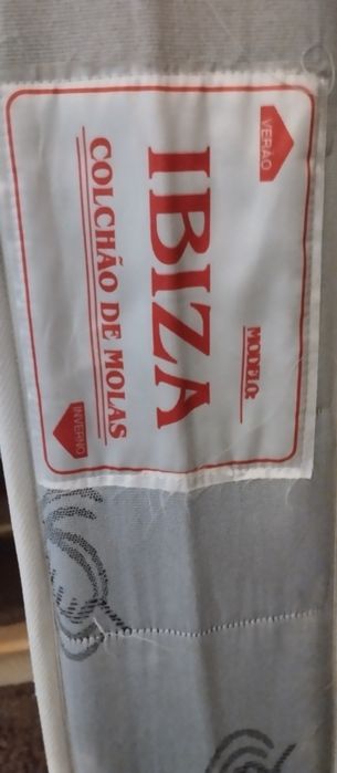 Colchões em Bom Estado