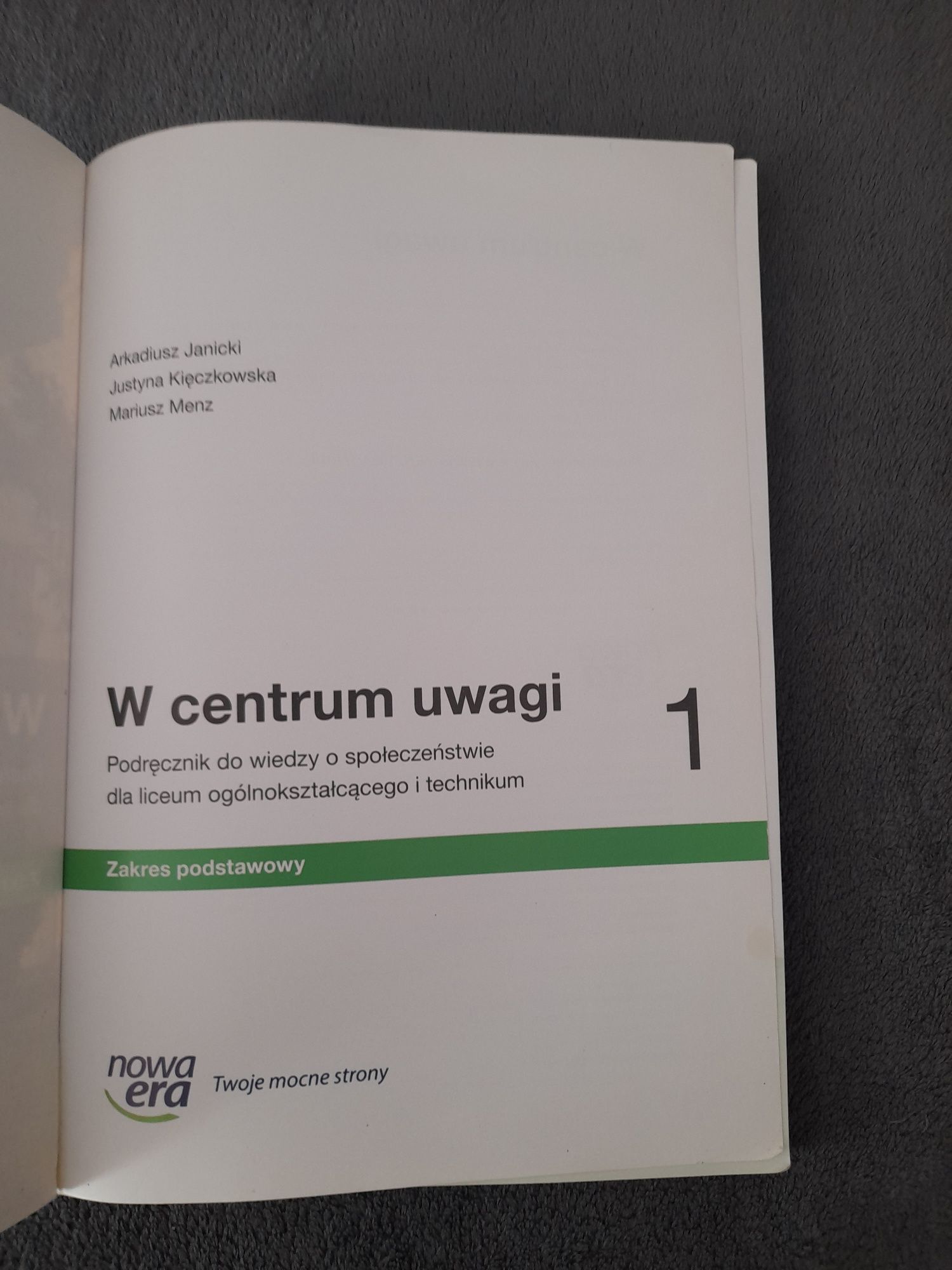W centrum uwagi 1