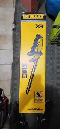 DEWALT nożyce do żywopłotu 55 CM 18V XR DCM563PB