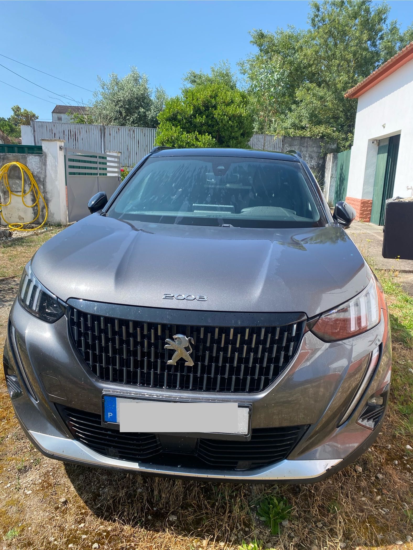 Peugeot 2008 GT 130cv - Oferta 4 rodas e pneu extra Michelin