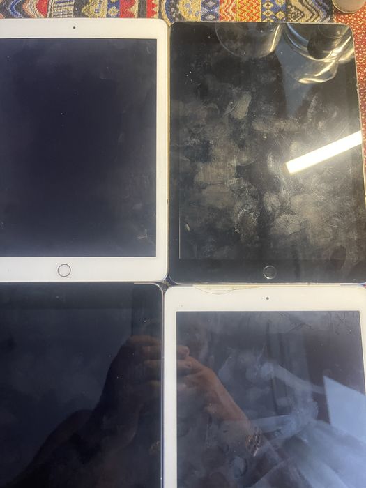 iPad на запчасти или под восстановление