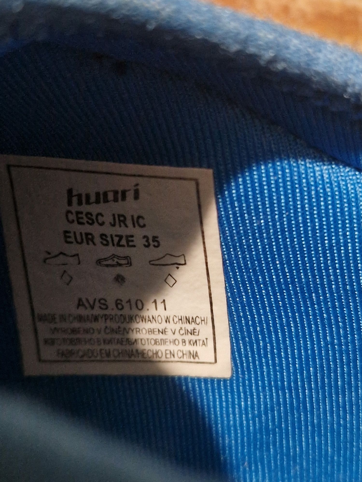 Halówki Huari r 35