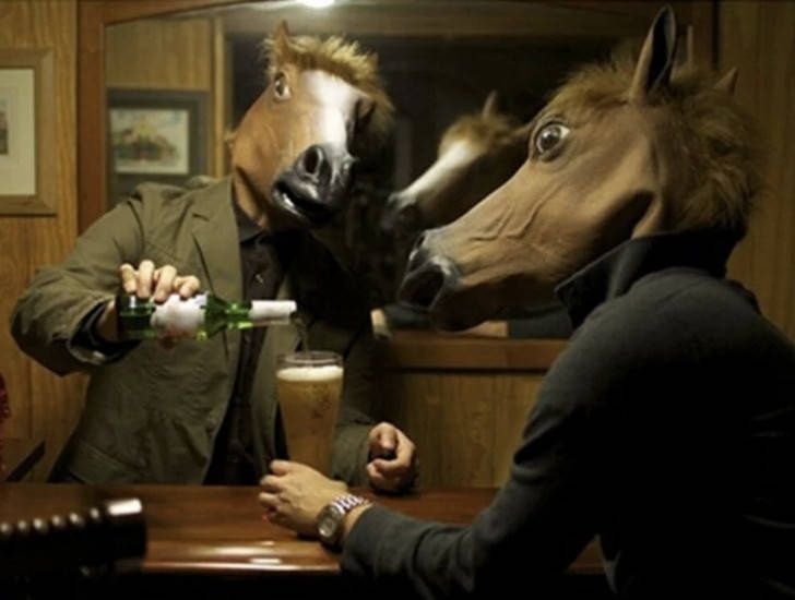 Маска голова коня коричнева