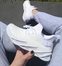 Nowe białe buty sportowe rozmiar 40