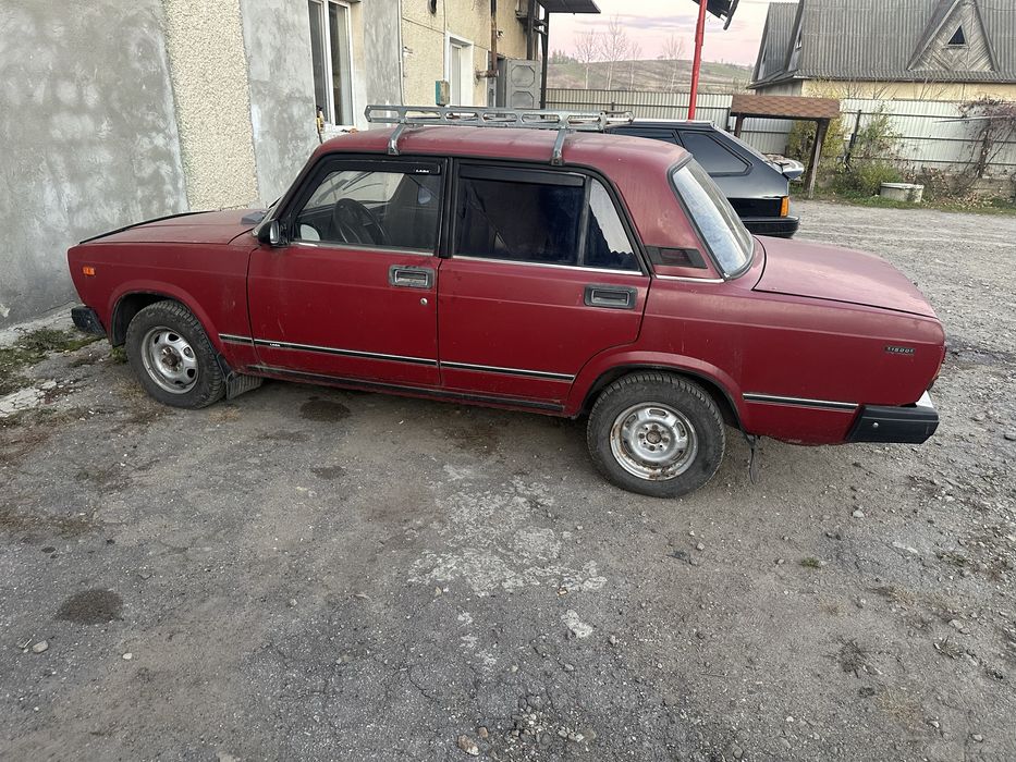 Продам добру машину