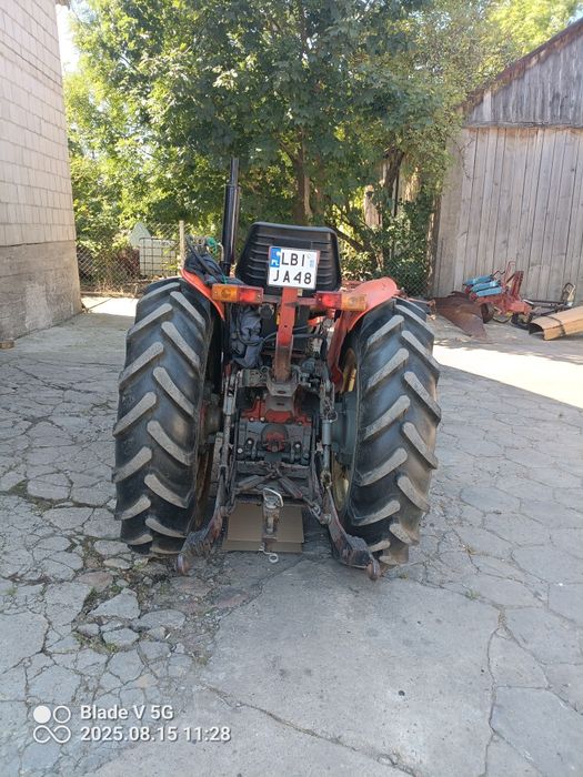 Traktor ciągnik sadowniczy uniwersal