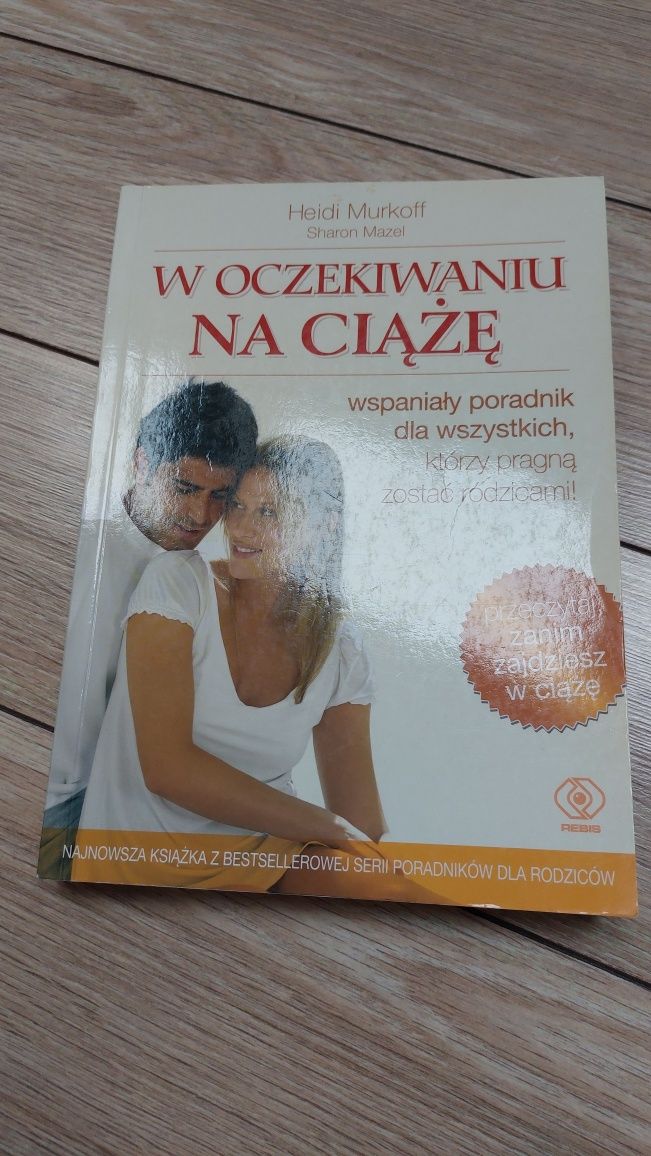 Sprzedam 3 poradniki o tematyce  ciąża i macierzyństwo