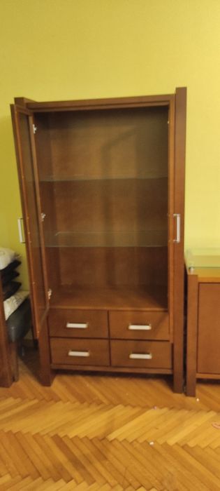 Meble do salonu drewniane z płytą z naturalnej okleiny . 8 elementów