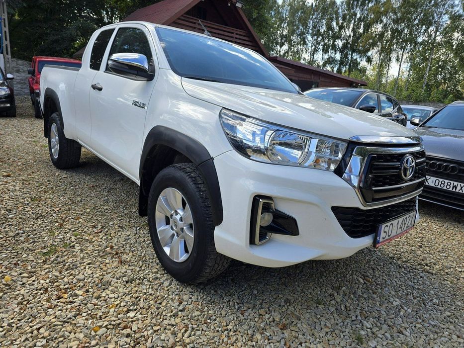 Toyota Hilux 66tyś km.2.4 diesel.4x4.Niezwodny Pickup z niskim przebiegiem.