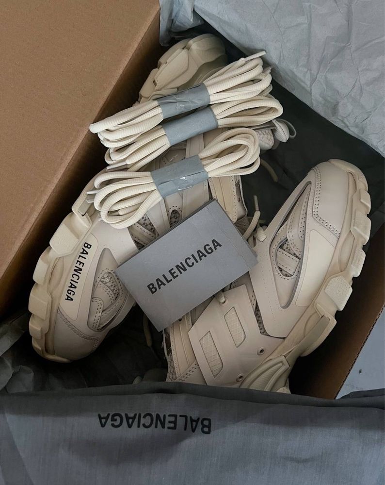 БЕЗ ПЕРЕДОПЛАТ‼️ +3 кольори Жіночі кросівки Balenciaga Track Beige