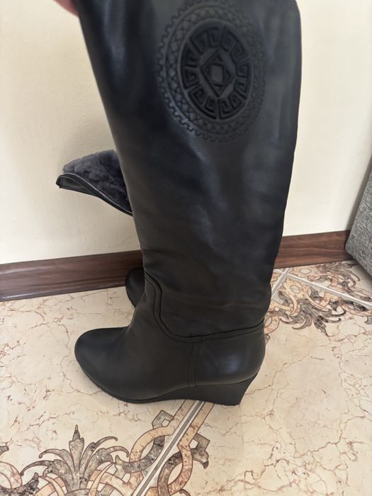 Зимові шкіряні чоботи