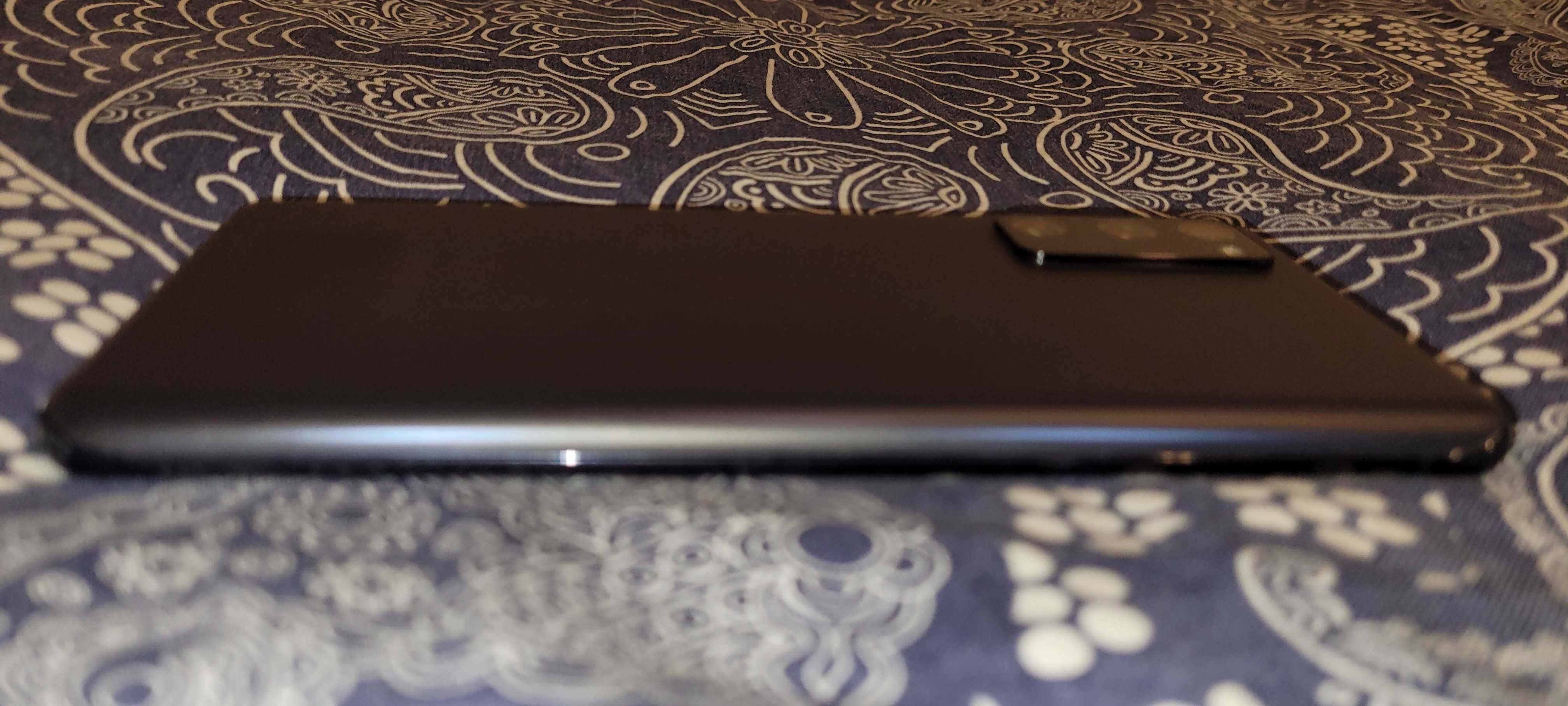 Samsung Galaxy S20 FE 5G 128/8 - Stan idealny!