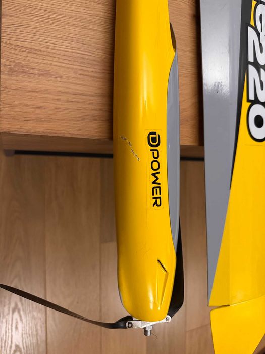 Motoszybowiec RC Streamline 220