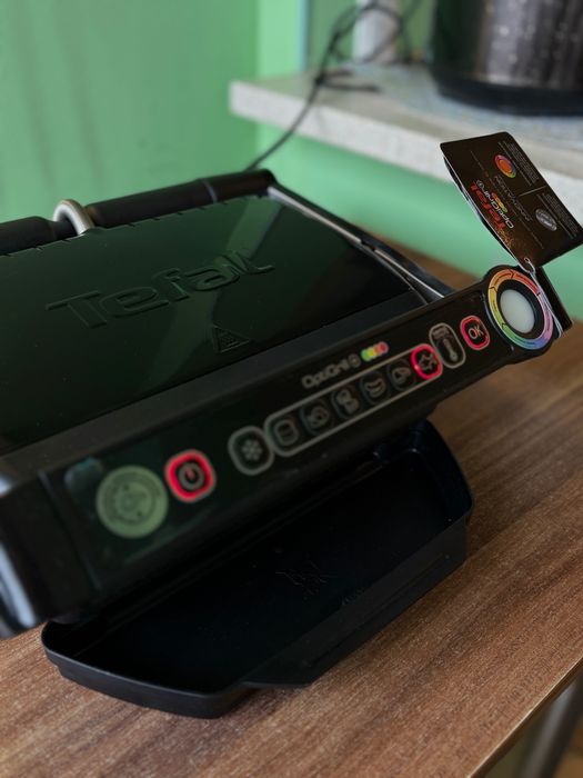 Гриль Tefal OptiGrill+ у ідеальному стані