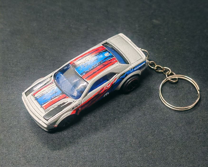 Brelok 2018 Dodge Challenger Srt Demon hot wheels