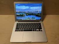 MacBook Air 2015, батарея до 7 годин