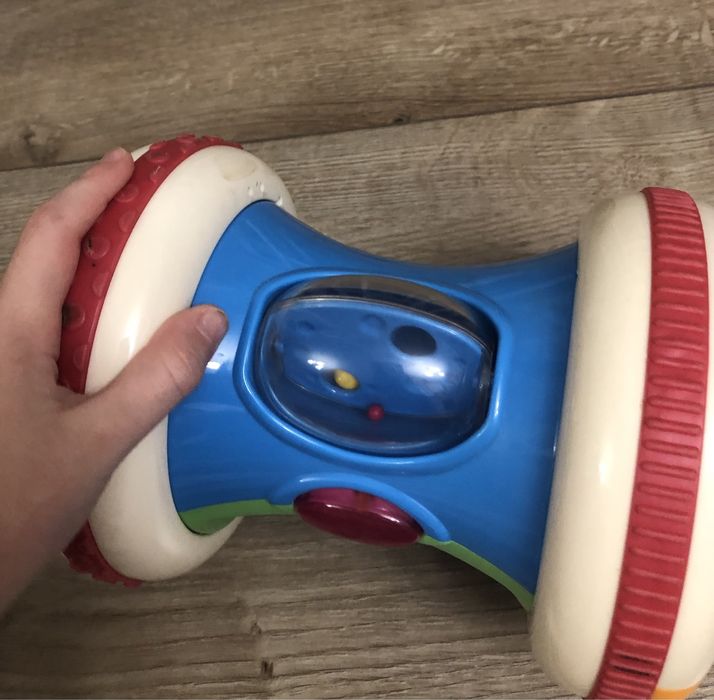 Chicco іграшки на батарейках