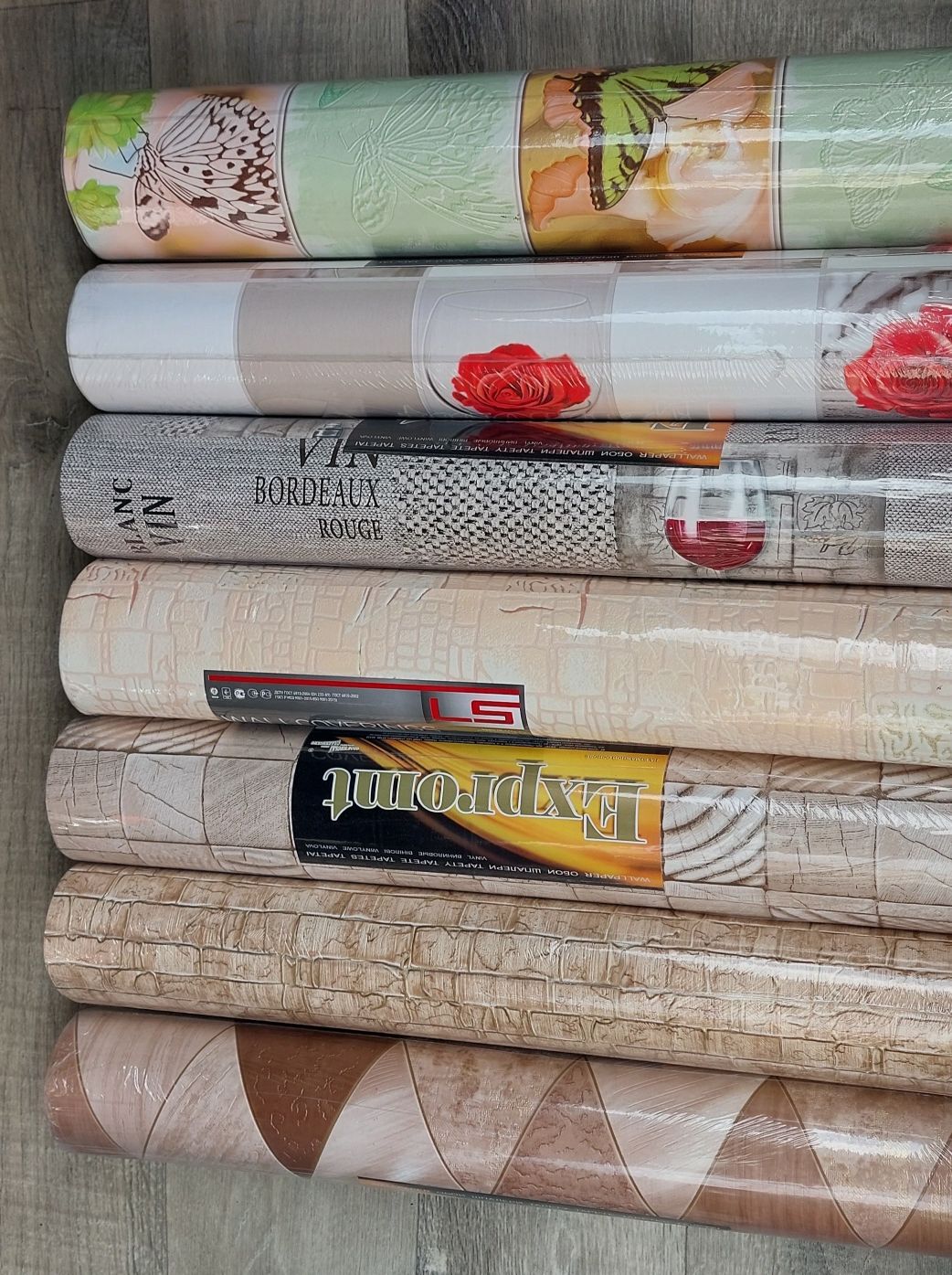 Продам обои недорого