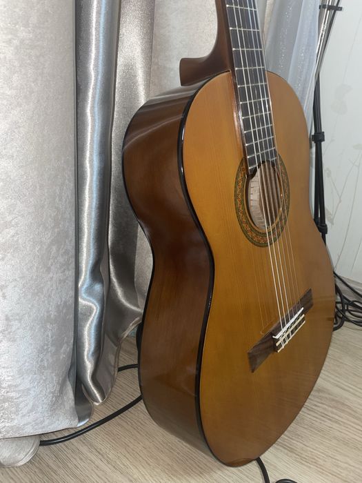 Класична гітара Yamaha см40