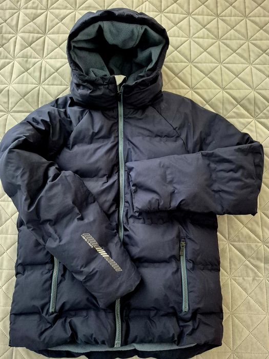 Продаю зимову куртку б/в на хлопчика на зріст 164 на вік 13-14 років