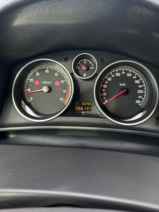 Опель Астра Н 2009