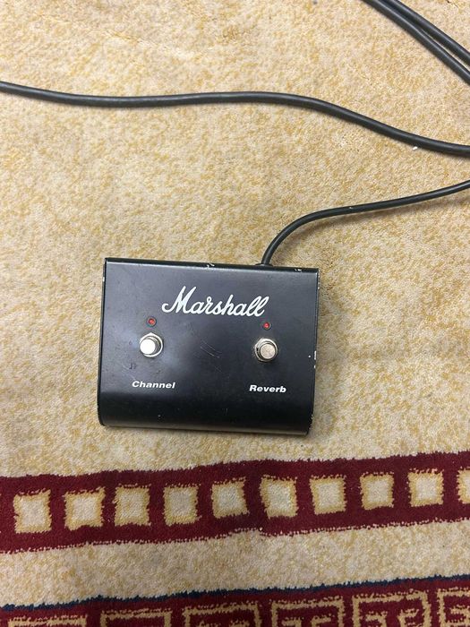 Wzmacniacz lampowy MARSHALL JCM 2000 DSL 100
