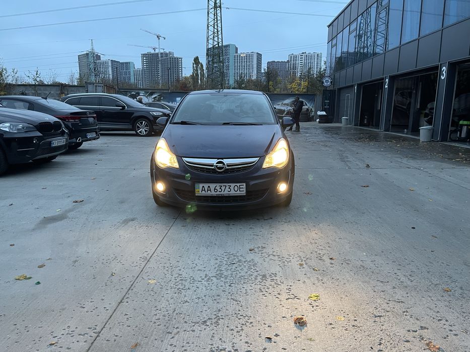 Продам комфортный удобный автомобиль