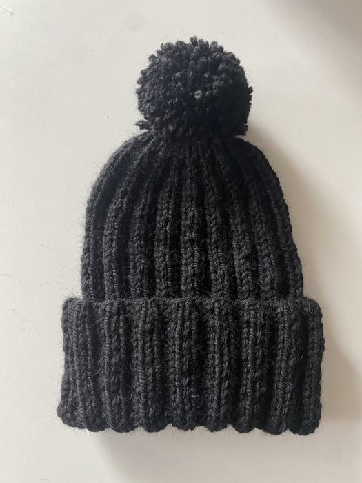 Zimowa czapka meska z pomponem