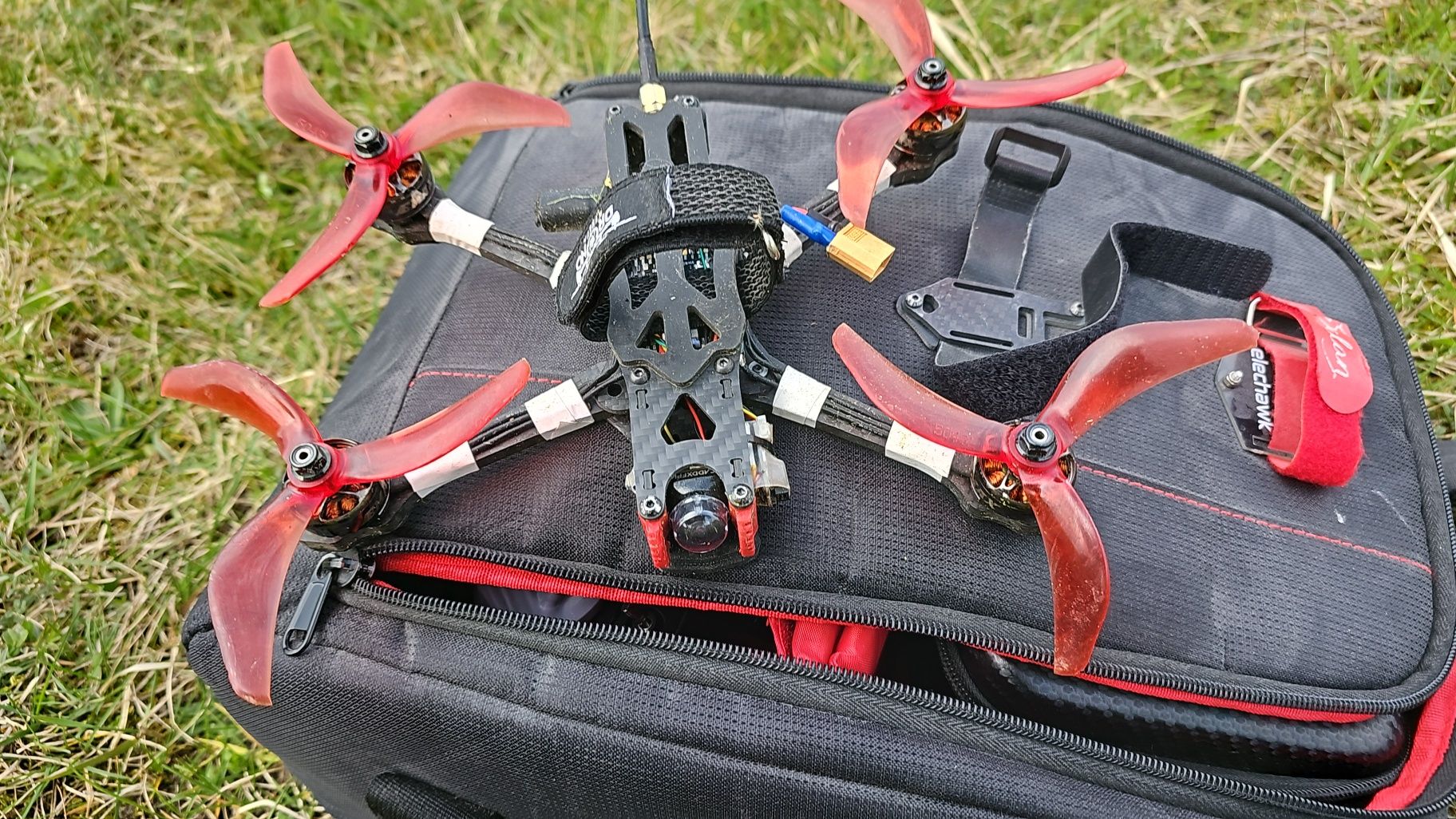 Dron freestyle 5" fpv 4s pełen zestaw Gratisy