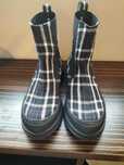 Botas de Senhora Vaddia (Novas)