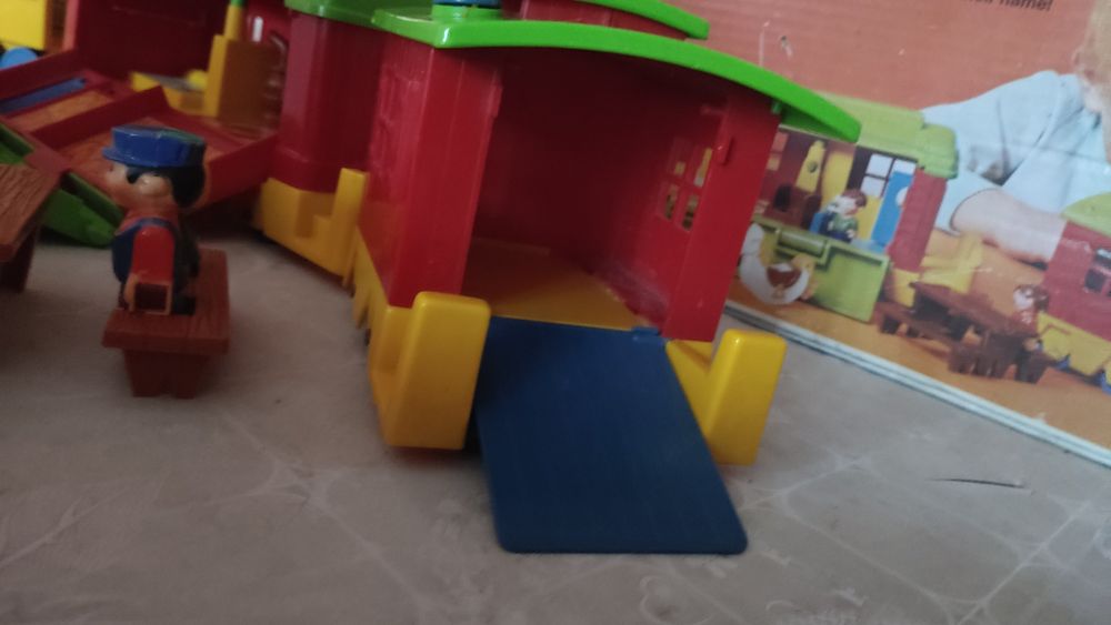 Продам винтажную коллекционную железную дорогу 1975 г