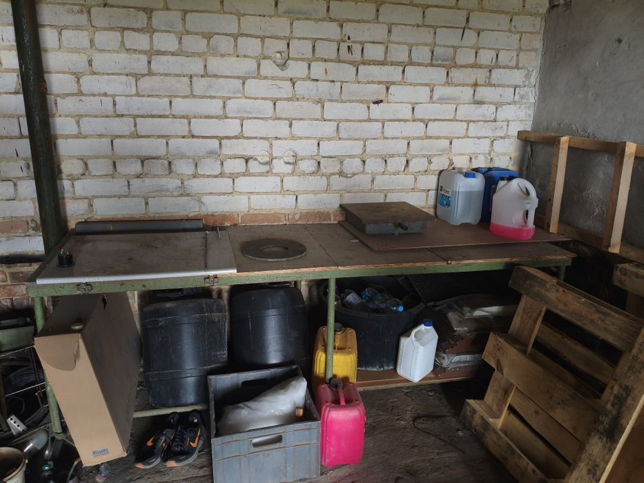 Стол верстак для гаража