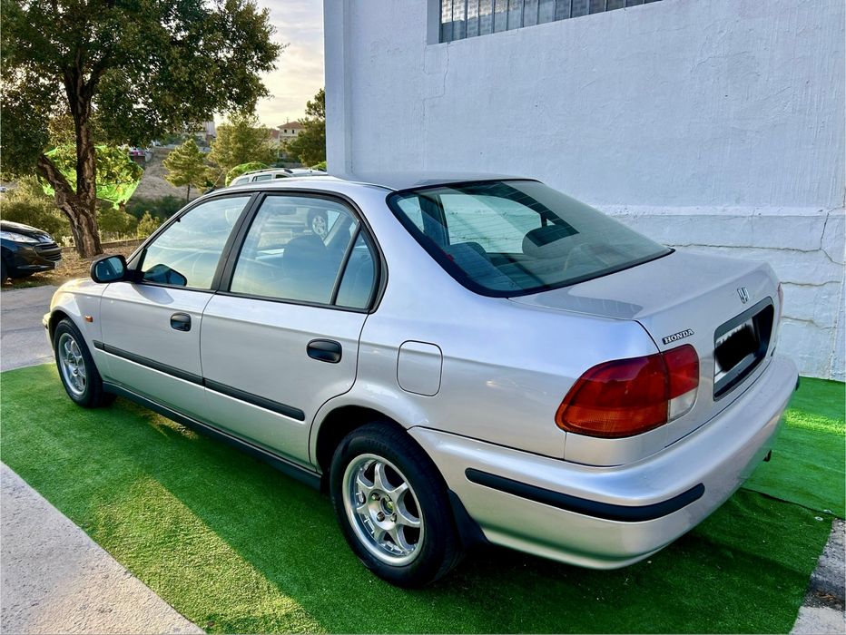 Honda Civic 1.4i S