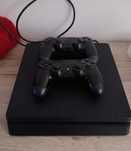 Sony PlayStation 4