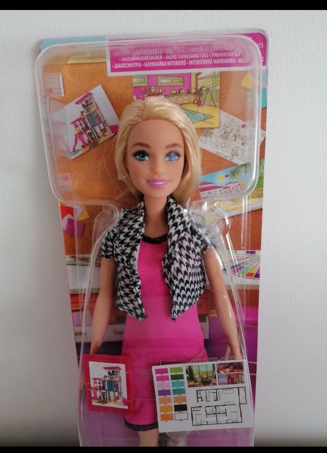 Nowa, zapakowana lalka Barbie