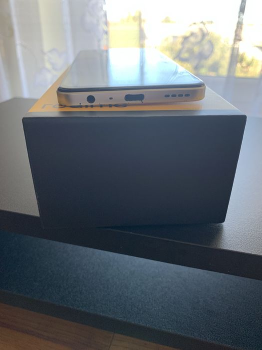 Smartfon biały Realme 10 pamięć 128 GB