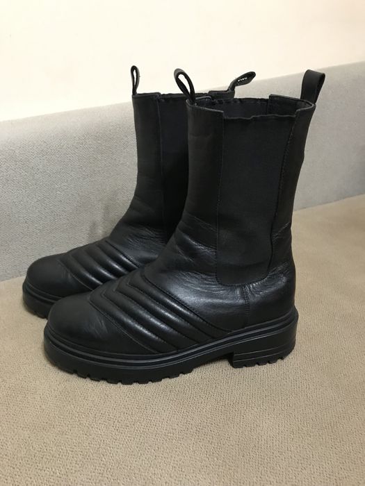 Чоботи черевики шкіряні осінні весняні