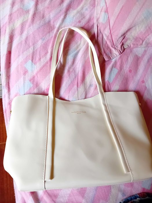 Mala de senhora beje