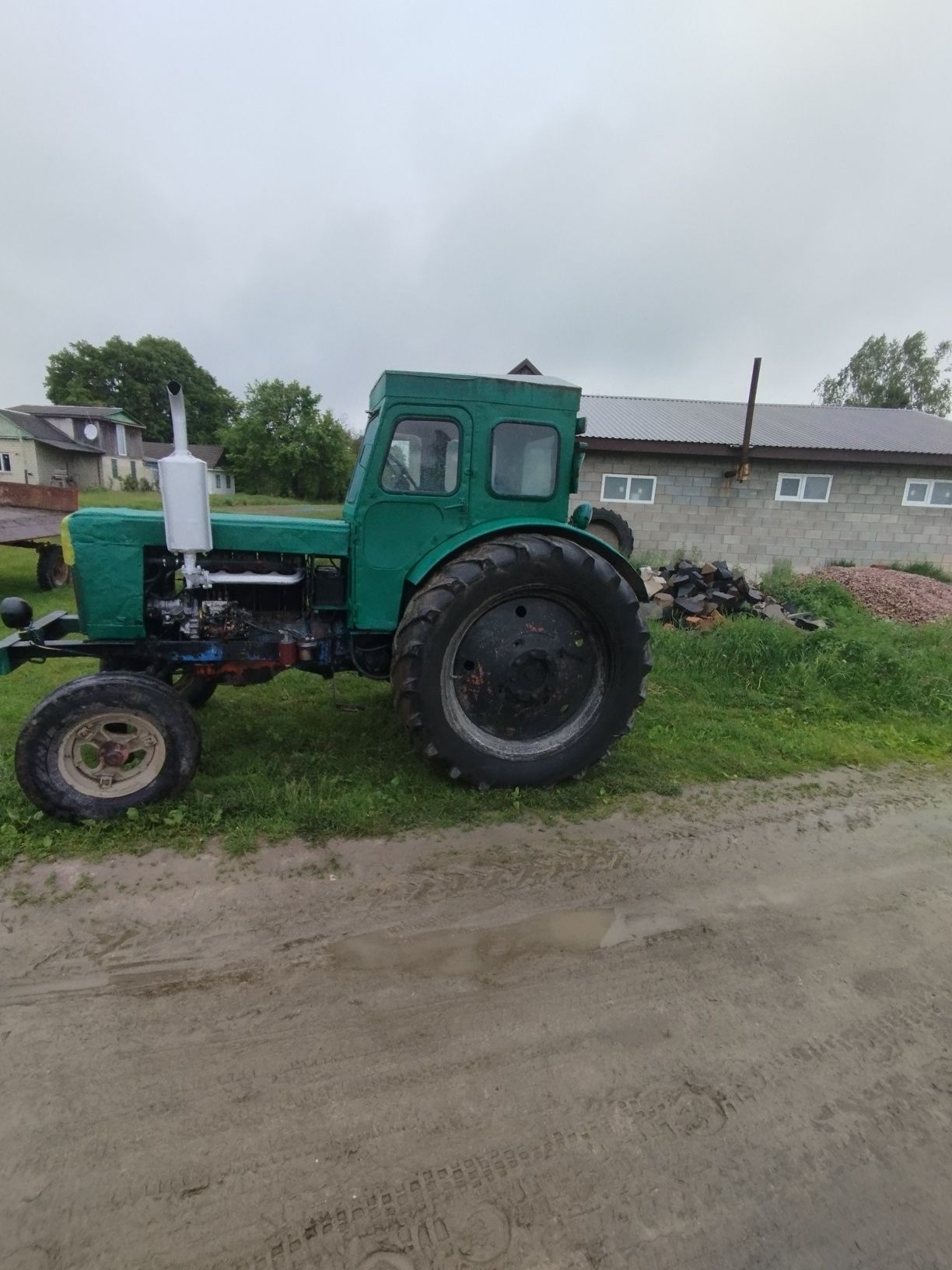 Продам Трактор Т-40