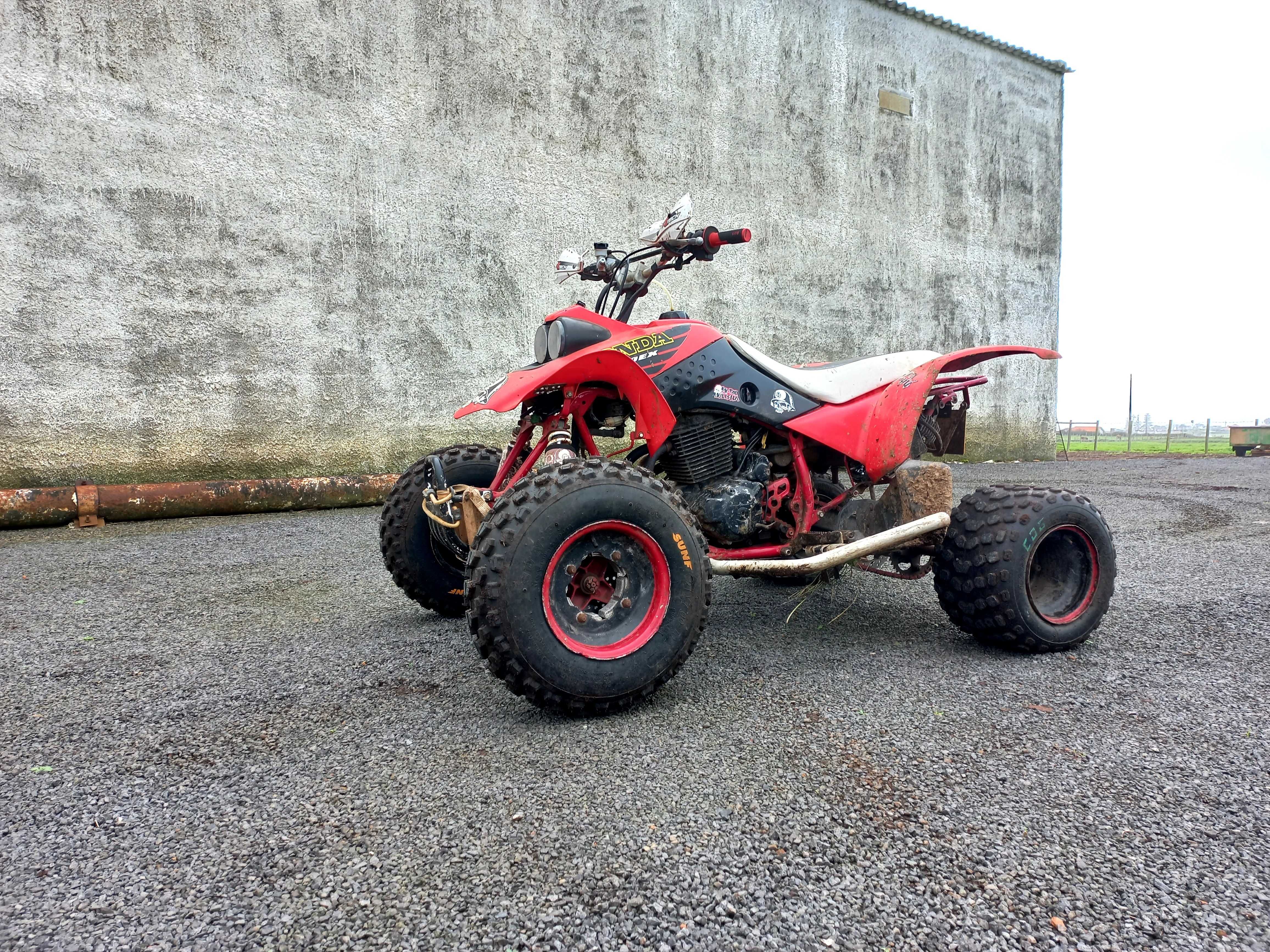 Moto 4  -  Honda ex 400