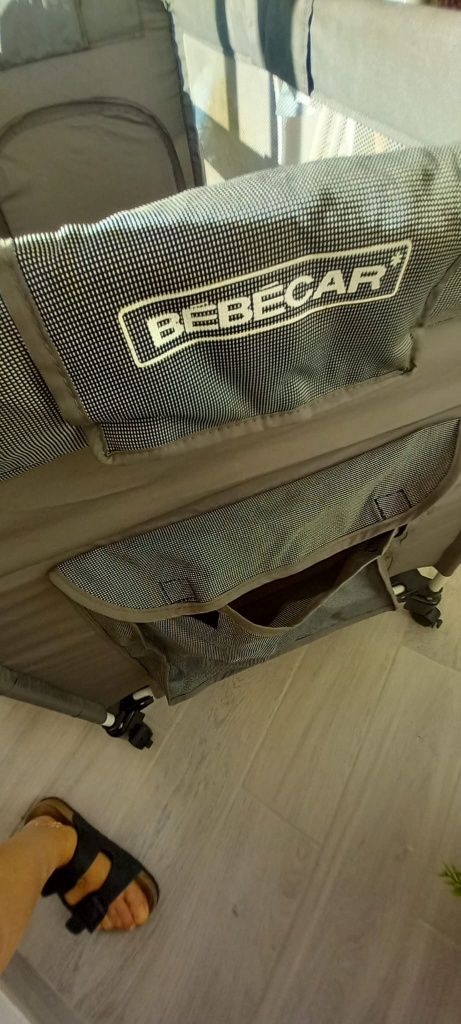 Vendo cama de viagem para criança
