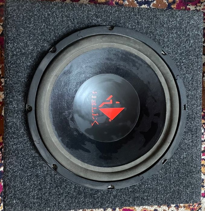 Сабвуфер Xelix з коробкою