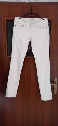 Spodnie białe jeansowe 27/32 S